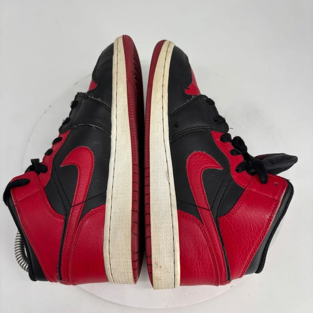 Jordan 1 Mid Sneakers Kids 4.5Y Black Red Banned 554725-074 Leather High Top